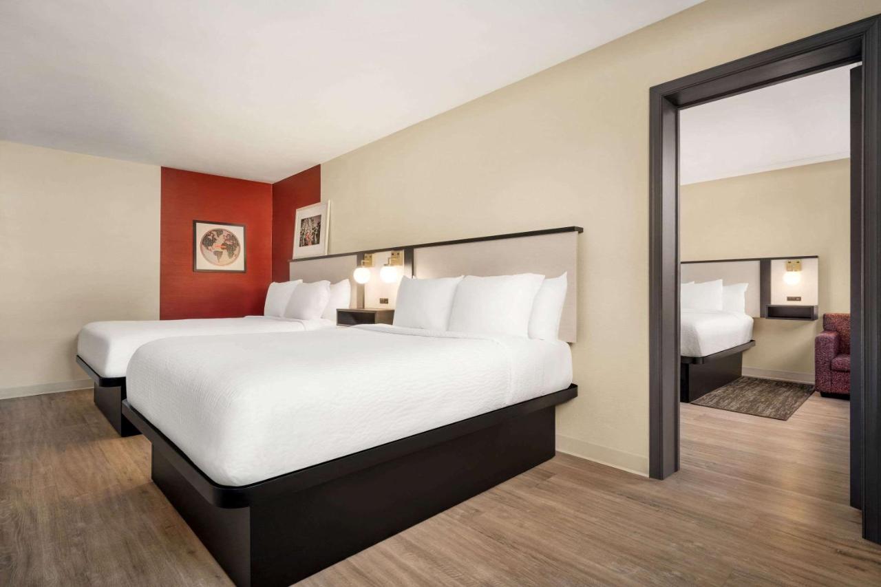 Ramada By Wyndham Allentown Bethlehem Exterior foto