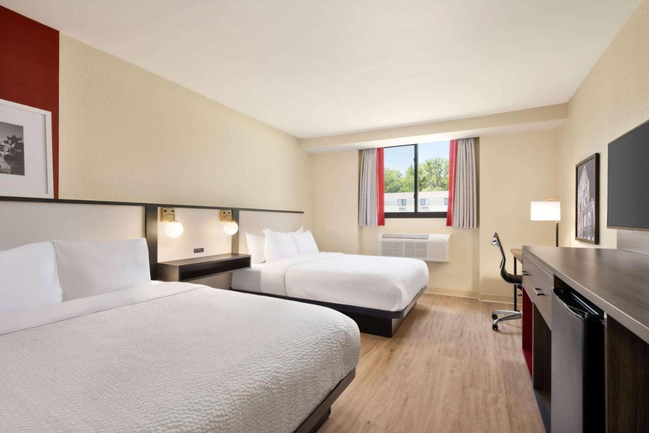 Ramada By Wyndham Allentown Bethlehem Exterior foto